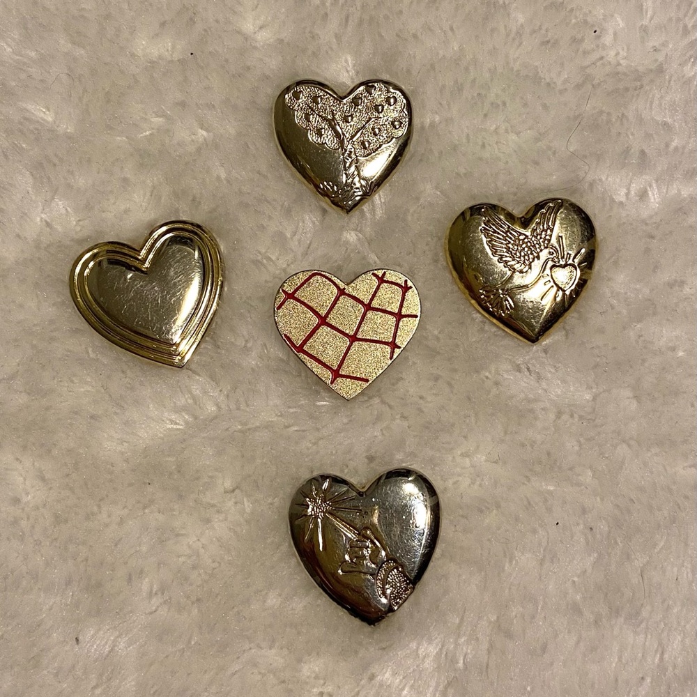 5 Pins for 10$